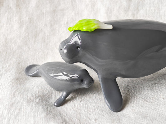 Manatee with Baby and Lettuce (MAGNETIC)