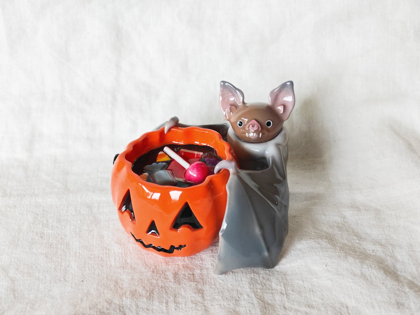 Bat with Candy (MAGNETIC)