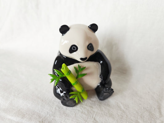 Panda with Bamboo (MAGNETIC)